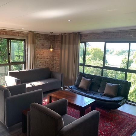 Migdash Guesthouse Хартбееспоорт Екстериор снимка