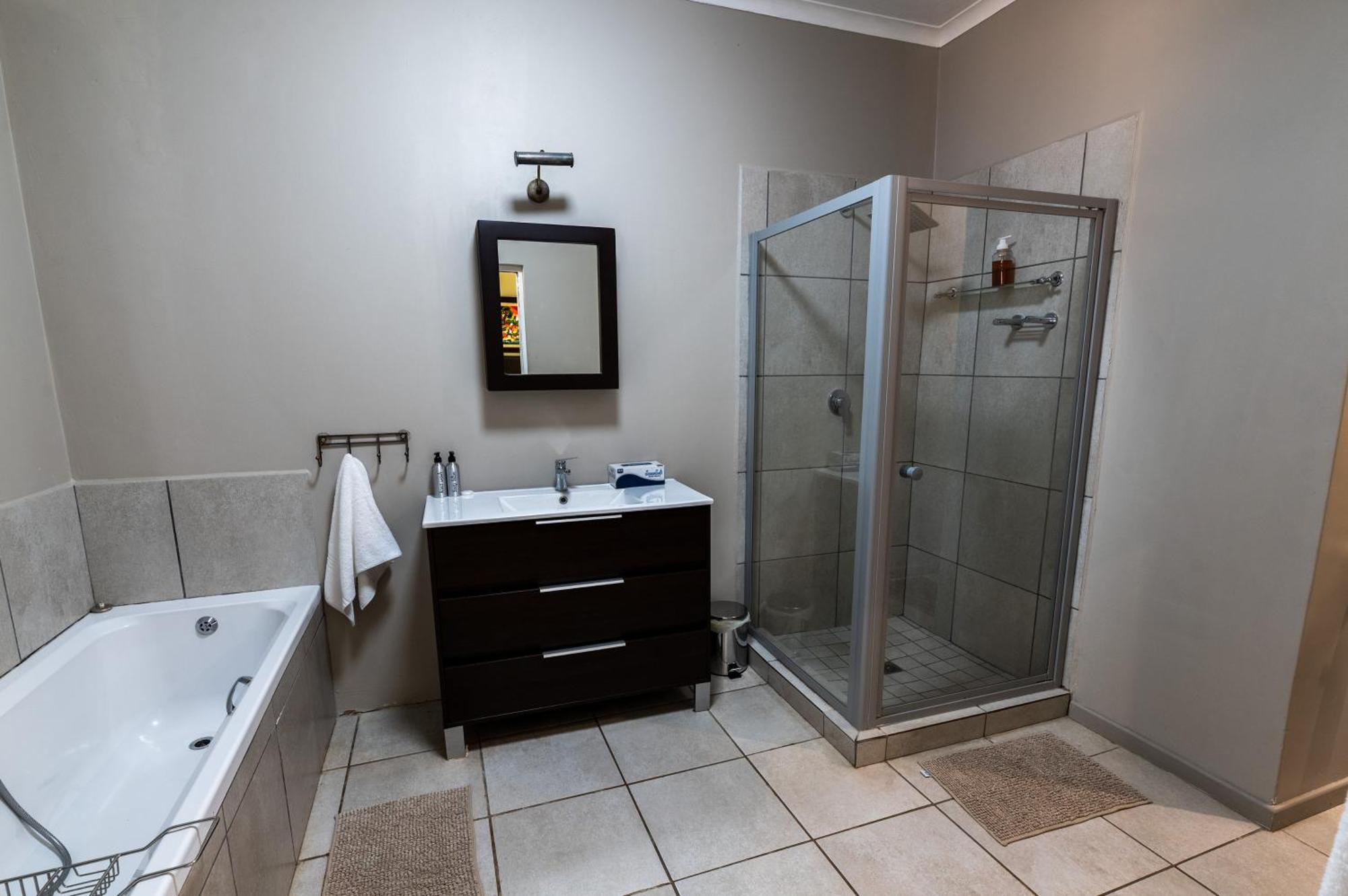 Migdash Guesthouse Хартбееспоорт Екстериор снимка