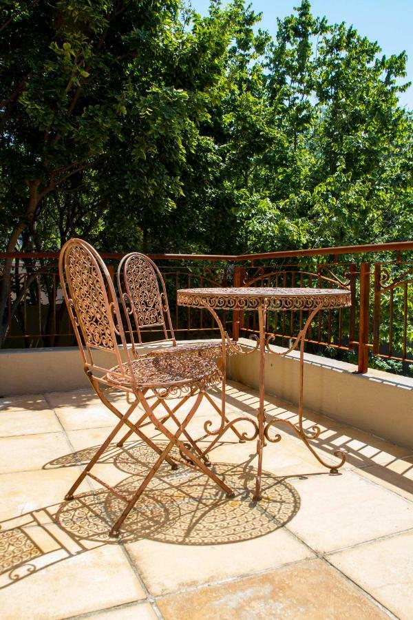 Migdash Guesthouse Хартбееспоорт Екстериор снимка